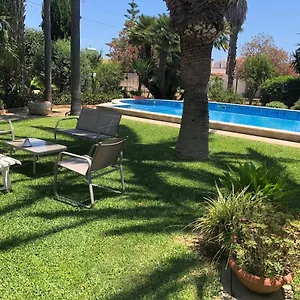 Yucca Guest house